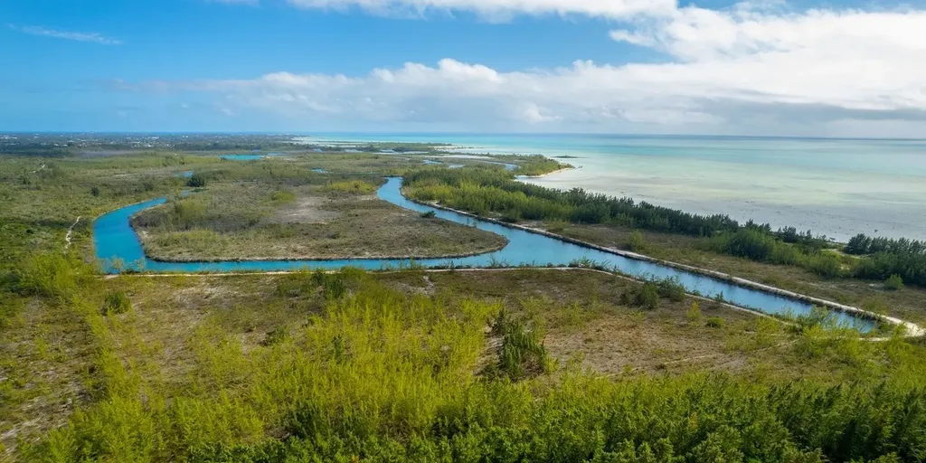 Lot 10 South Beach New Providence Paradise Island BS