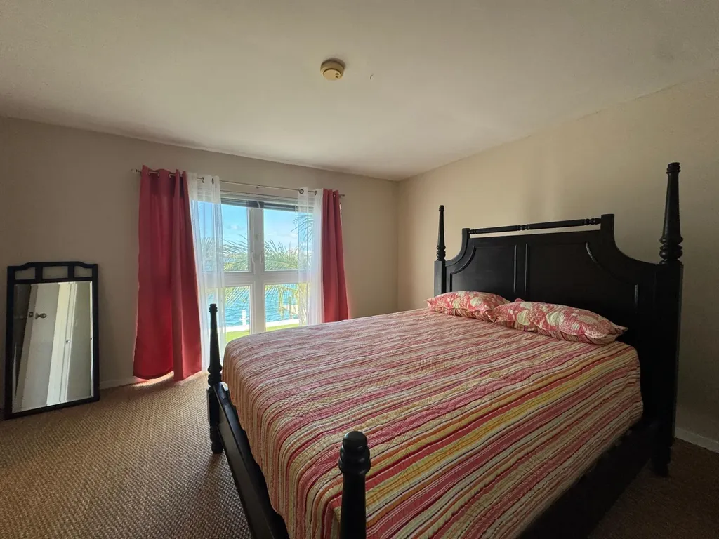 Dicks Point Close New Providence Paradise Island BS