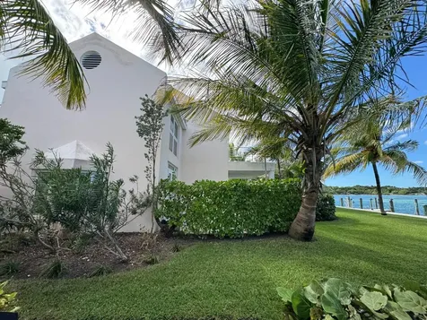 Dicks Point Close New Providence Paradise Island BS