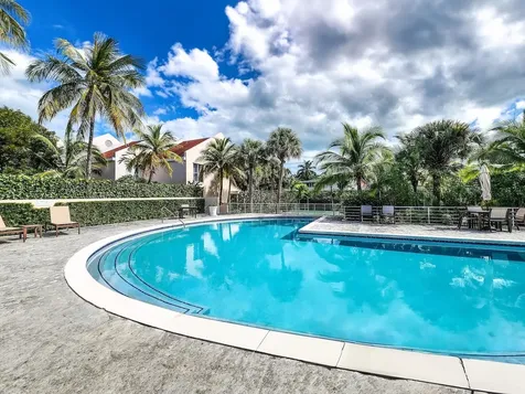 Dicks Point Close New Providence Paradise Island BS