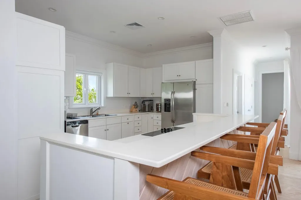 Turtle Pointe Eleuthera BS