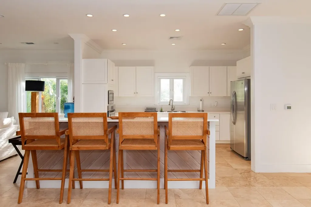 Turtle Pointe Eleuthera BS