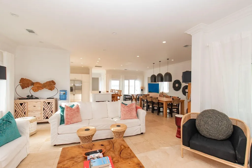 Turtle Pointe Eleuthera BS