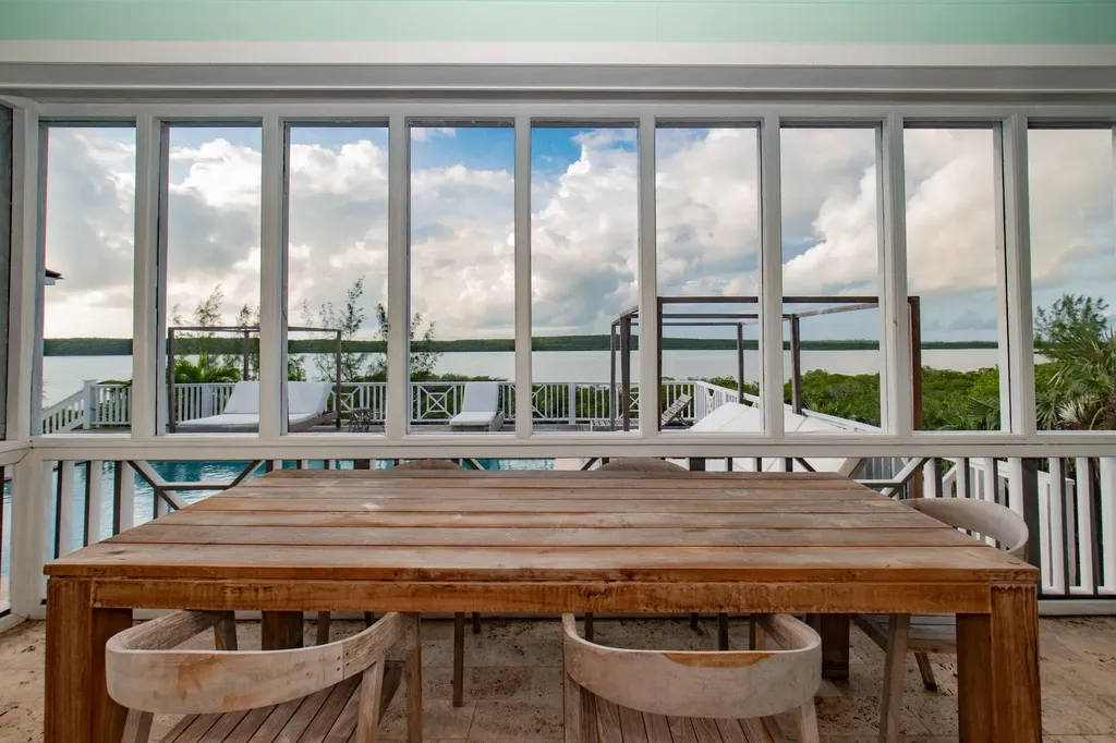 Turtle Pointe Eleuthera BS