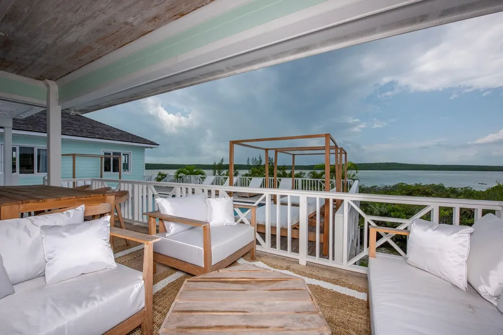 Turtle Pointe Eleuthera BS