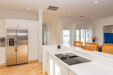 Turtle Pointe Eleuthera BS