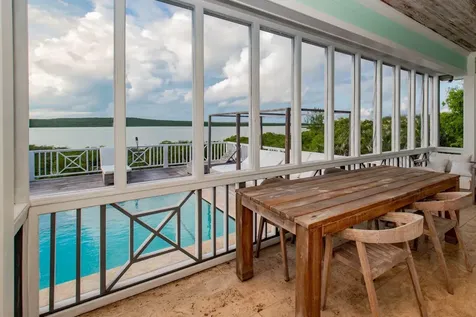 Turtle Pointe Eleuthera BS