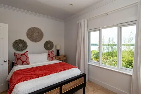 Turtle Pointe Eleuthera BS