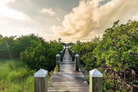 Turtle Pointe Eleuthera BS