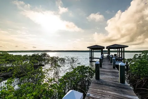 Turtle Pointe Eleuthera BS