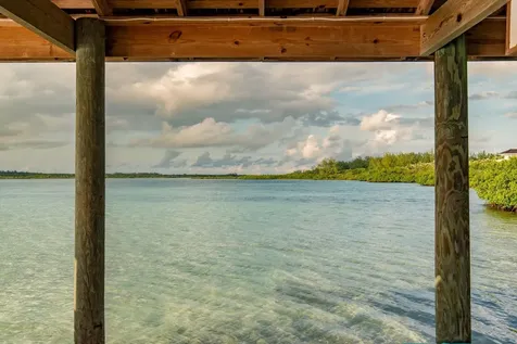 Turtle Pointe Eleuthera BS