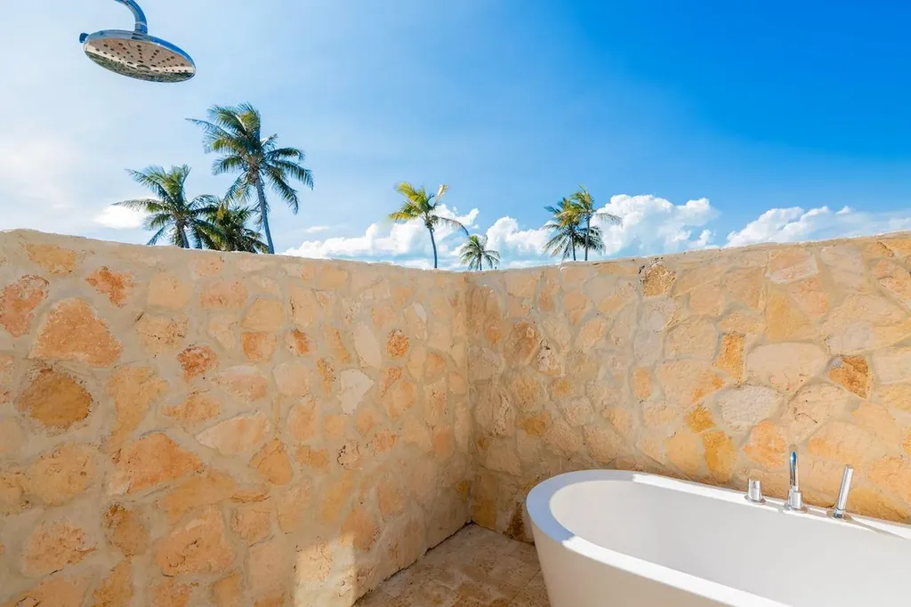 Forbes Hill Exuma BS