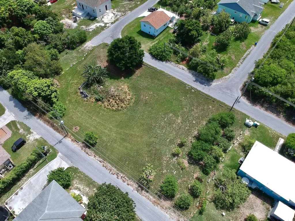 Off Vivian Pinder Road Eleuthera BS