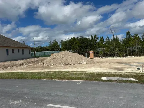 Lot 5, Windsor Lakes New Providence Paradise Island BS