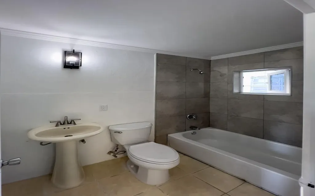 25 Lumumba Lane, Kool Acr New Providence Paradise Island BS