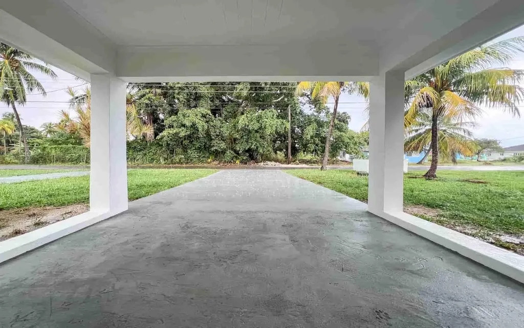 25 Lumumba Lane, Kool Acr New Providence Paradise Island BS