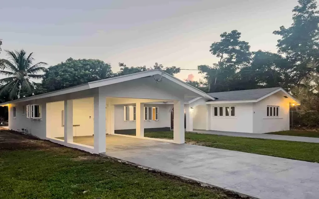 25 Lumumba Lane, Kool Acr New Providence Paradise Island BS