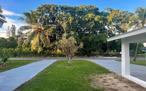 25 Lumumba Lane, Kool Acr New Providence Paradise Island BS