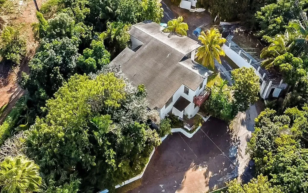 Triplex Lot 2 Pikkano Estate New Providence Paradise Island BS