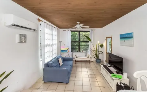 Triplex Lot 2 Pikkano Estate New Providence Paradise Island BS