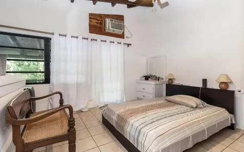 Triplex Lot 2 Pikkano Estate New Providence Paradise Island BS