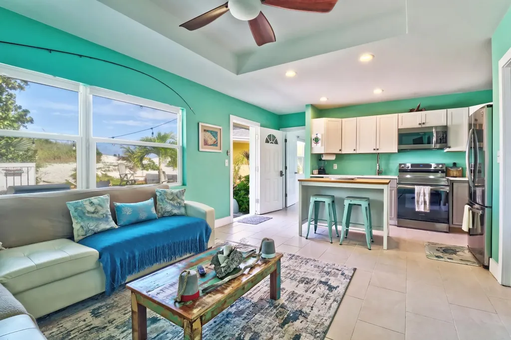 Beach Villas Surf Shack Abaco BS