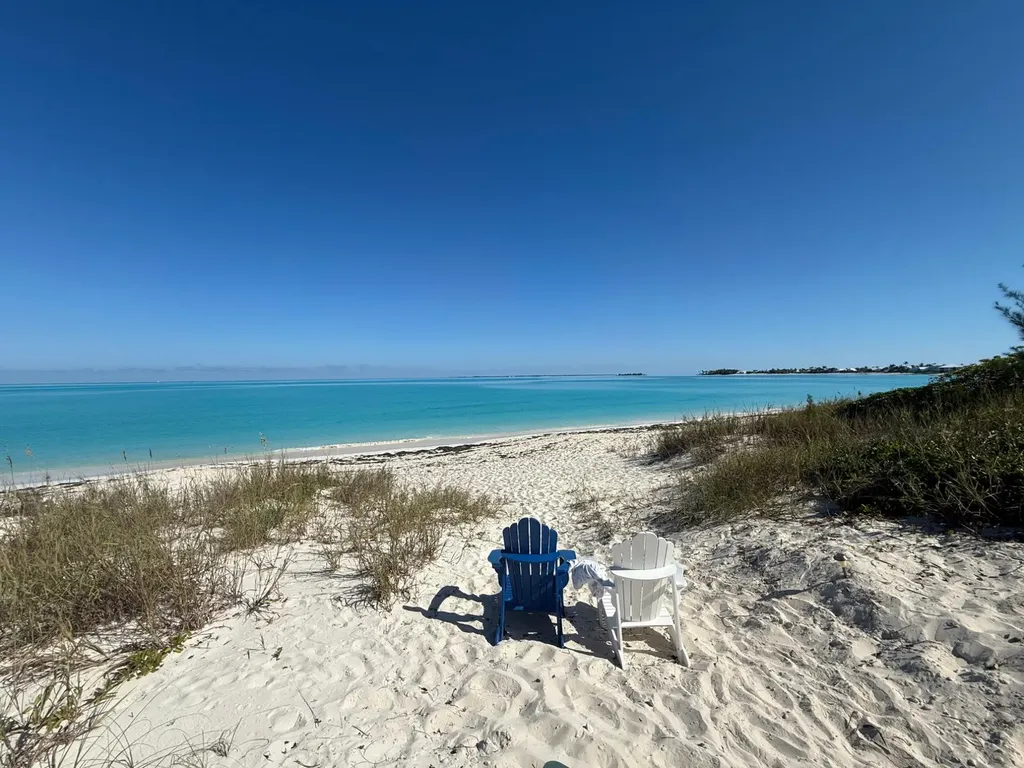Beach Villas Surf Shack Abaco BS