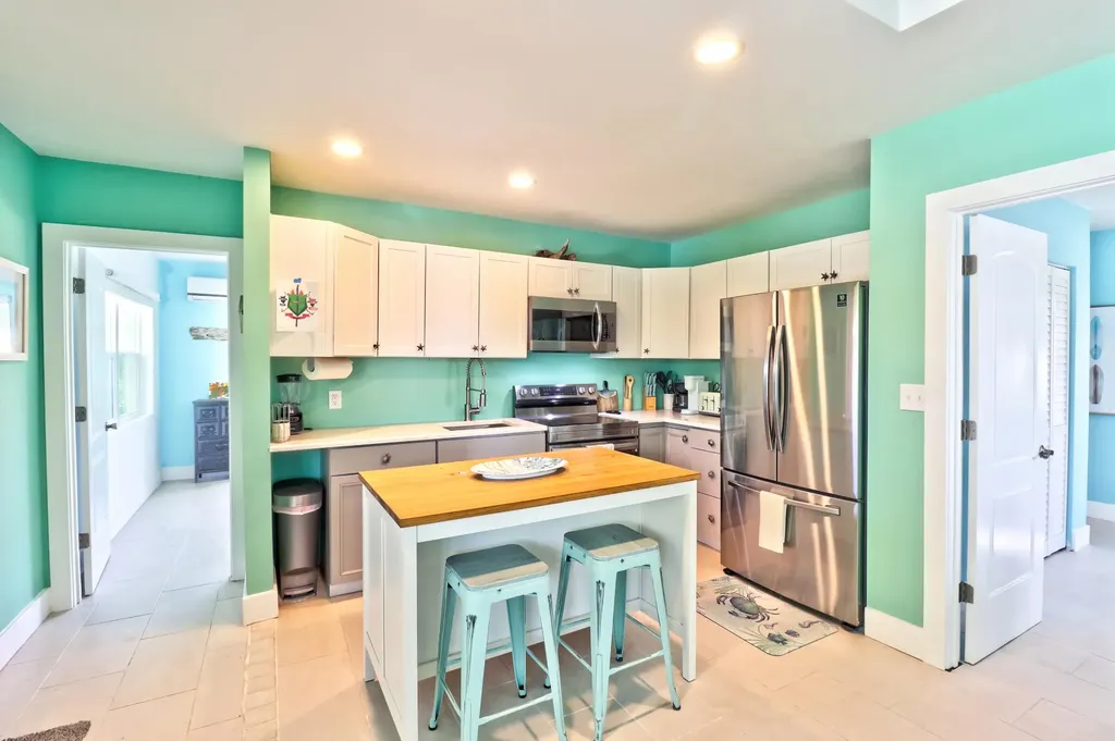 Beach Villas Surf Shack Abaco BS