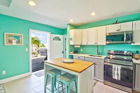 Beach Villas Surf Shack Abaco BS