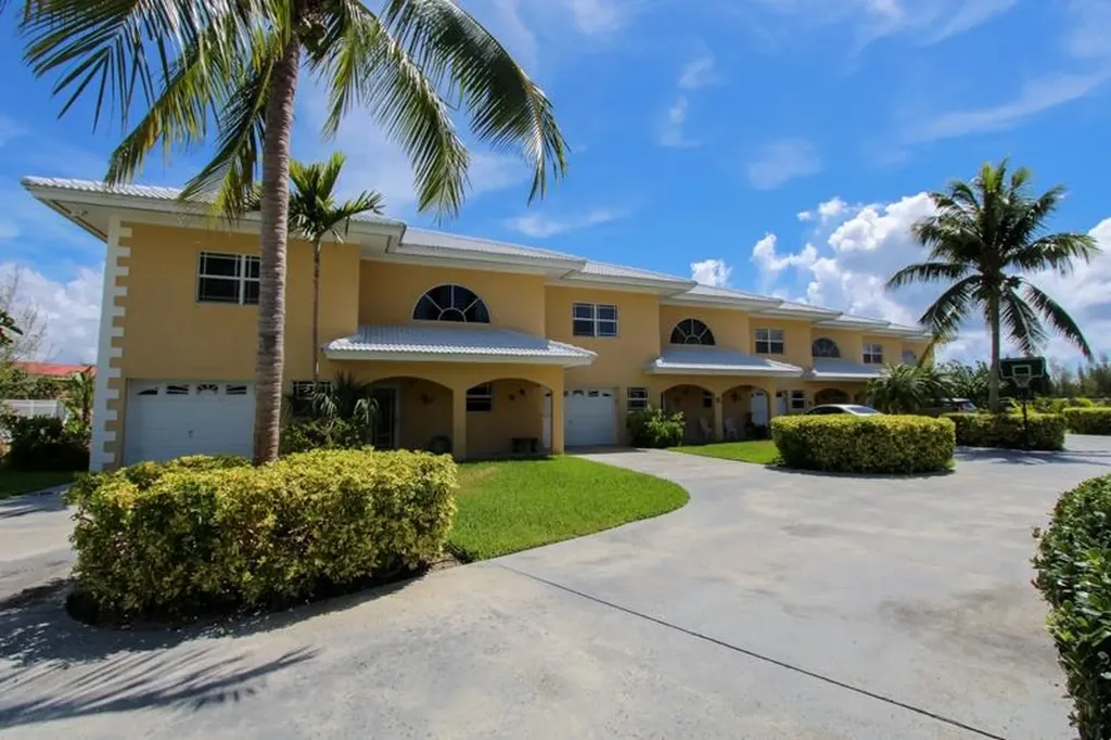 Scarborough Place Grand Bahama Freeport BS
