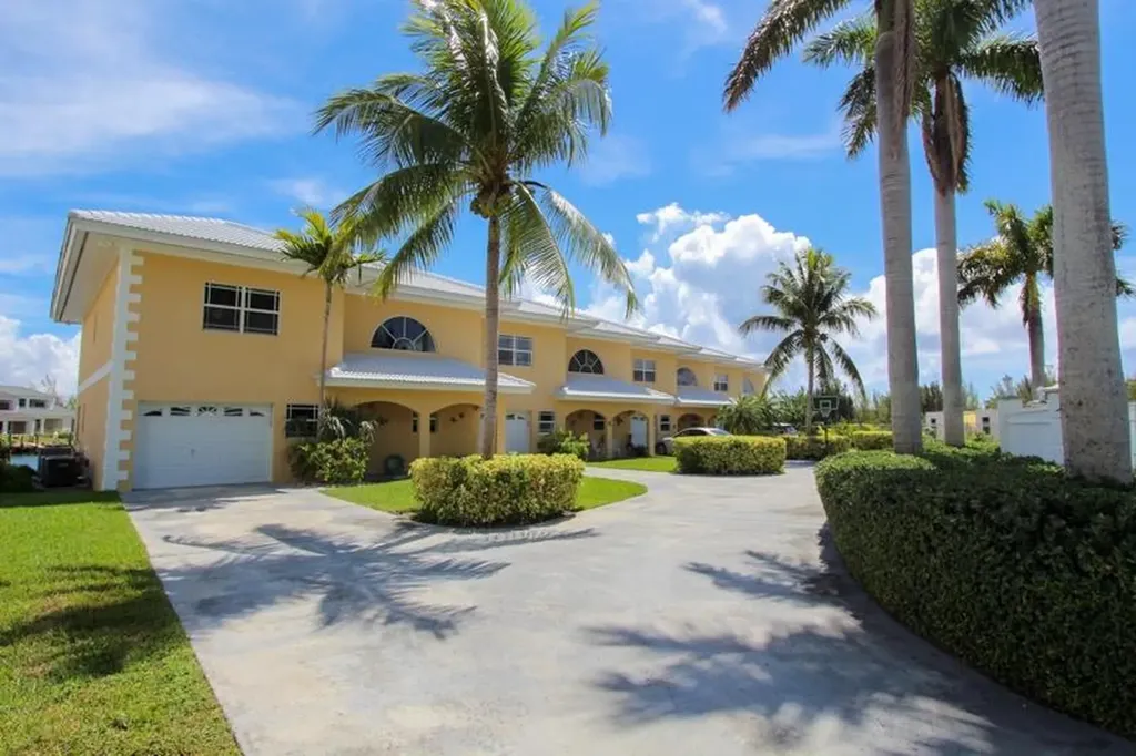 Scarborough Place Grand Bahama Freeport BS