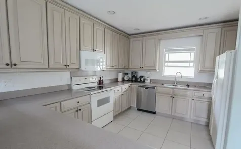 Scarborough Place Grand Bahama Freeport BS