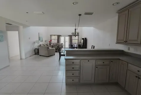 Scarborough Place Grand Bahama Freeport BS