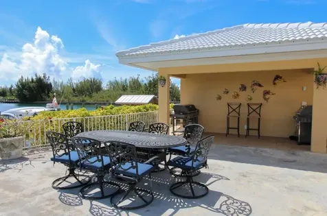Scarborough Place Grand Bahama Freeport BS