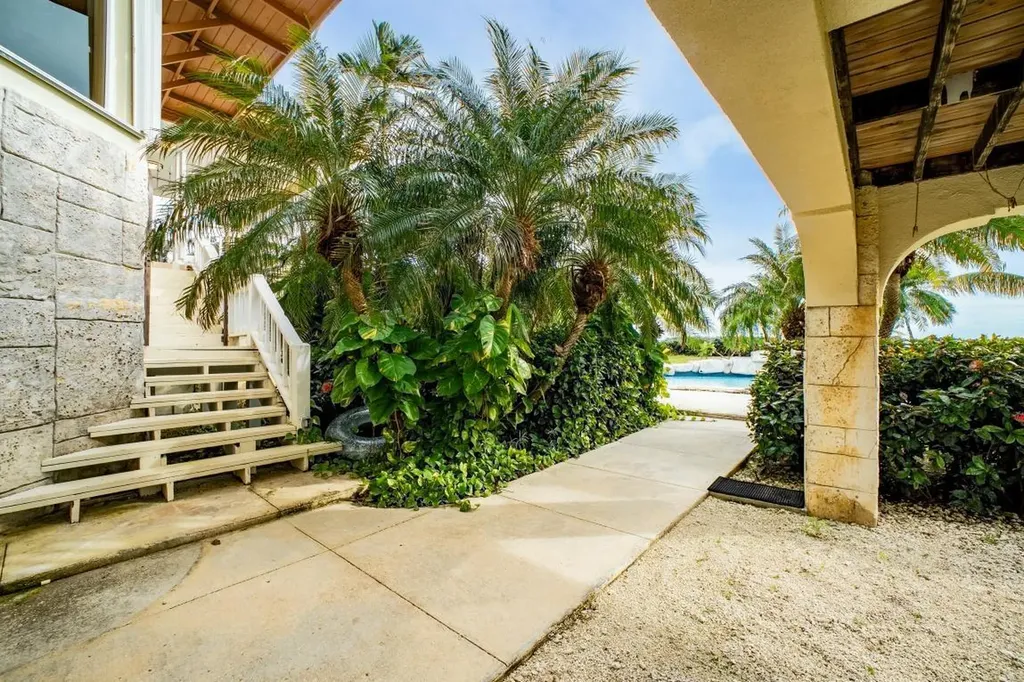 Turtle Reef Cove 7t Grand Bahama Freeport BS