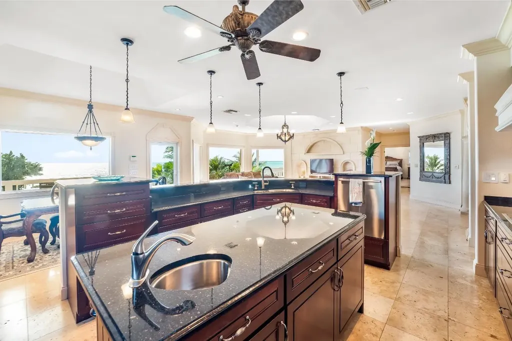 Turtle Reef Cove 7t Grand Bahama Freeport BS