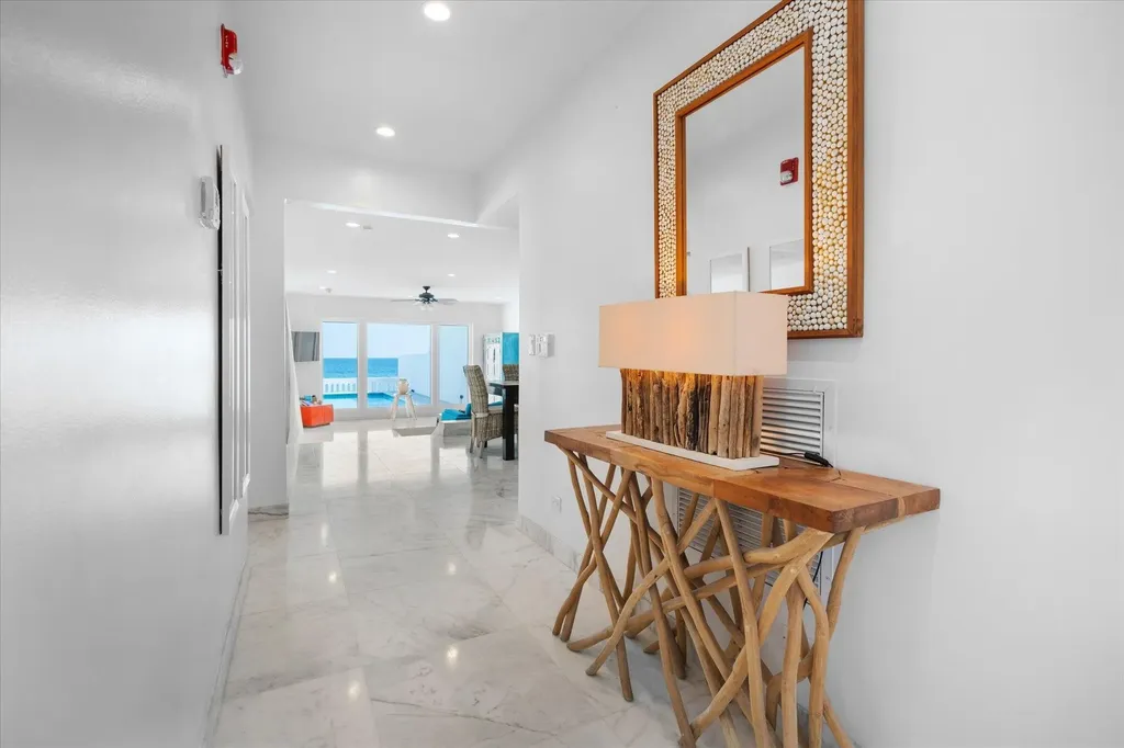 Caprice New Providence Paradise Island BS