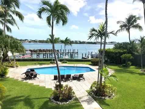 Harbourside Ii New Providence Paradise Island BS