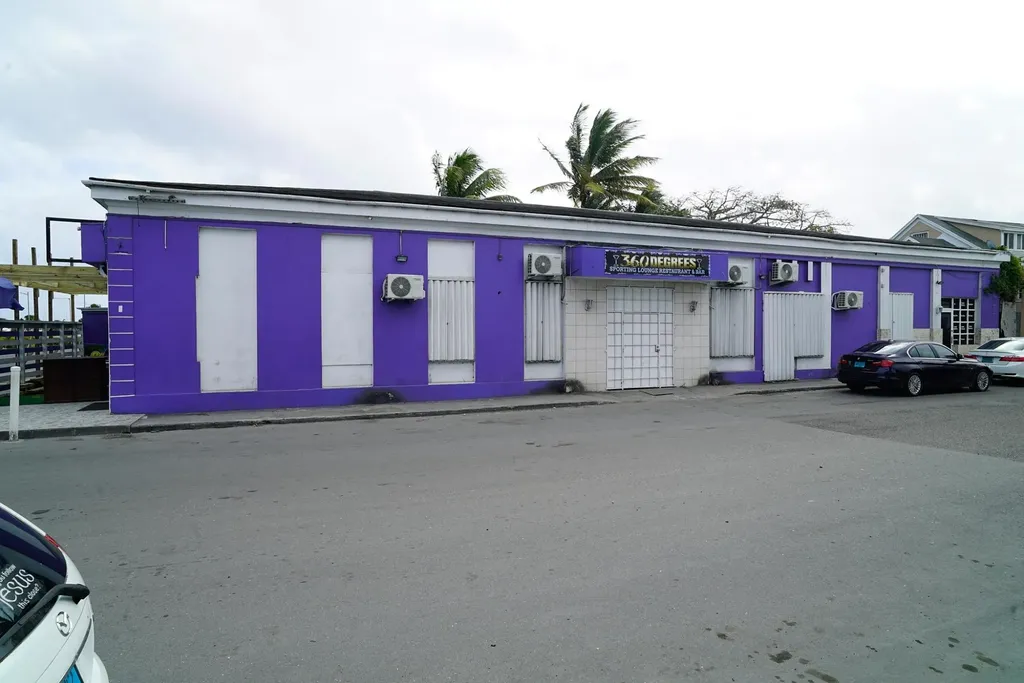 Commercial Building Okra Hill And East Bay Street New Providence Paradise Island BS