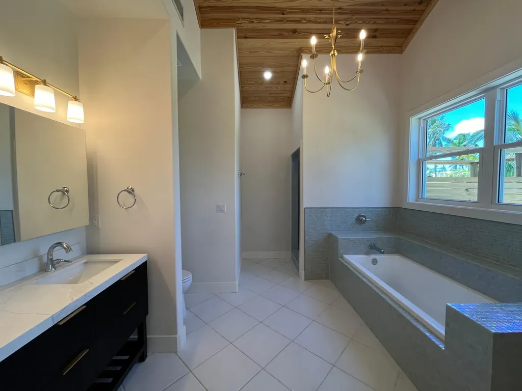 Treasure Cay Road Sunnyside Abaco BS