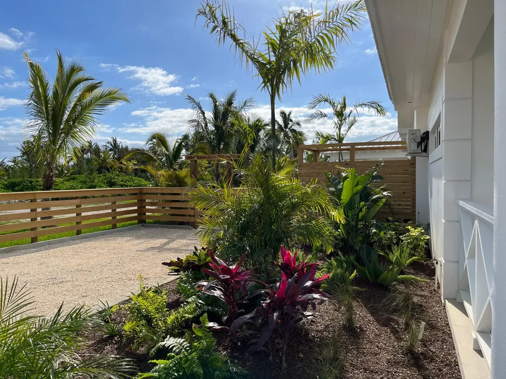 Treasure Cay Road Sunnyside Abaco BS