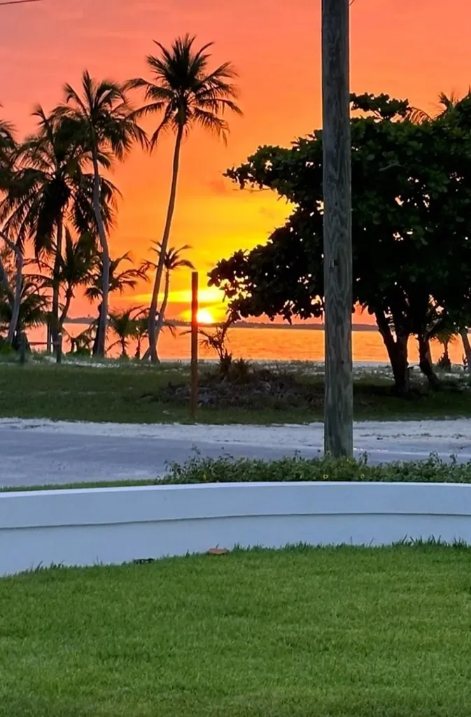 Treasure Cay Road Sunnyside Abaco BS