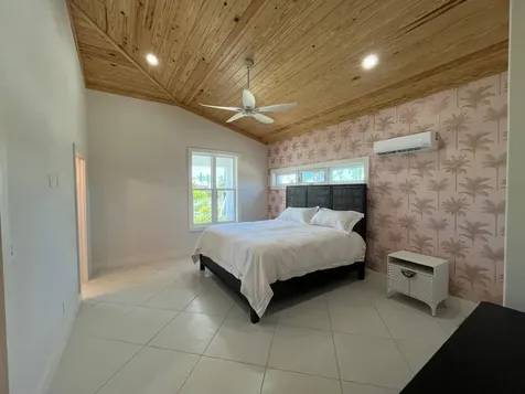 Treasure Cay Road Sunnyside Abaco BS