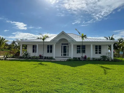 Treasure Cay Road Sunnyside Abaco BS