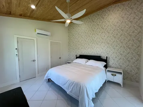 Treasure Cay Road Sunnyside Abaco BS