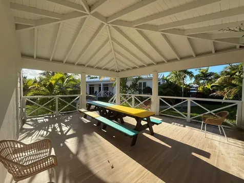 Treasure Cay Road Sunnyside Abaco BS