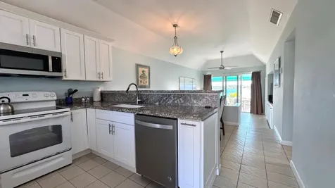 Harbourside Ii New Providence Paradise Island BS