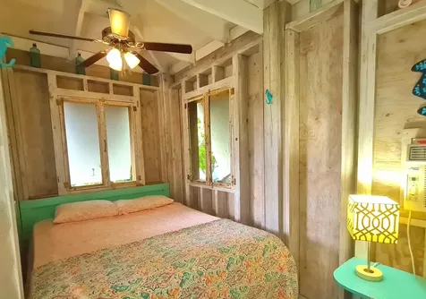 Edge Of The World Cave Street Eleuthera BS