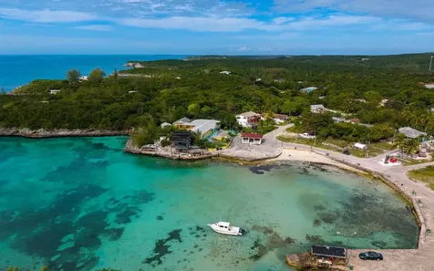 Edge Of The World Cave Street Eleuthera BS