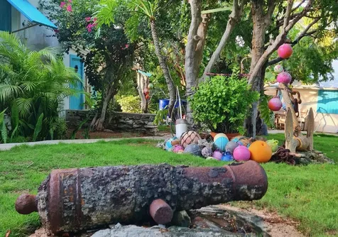 Edge Of The World Cave Street Eleuthera BS